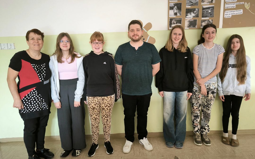 Prav poseben obisk za gledališki klub